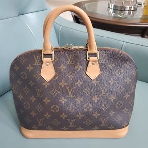 Louis Vuitton Alma PM  Monogram leather